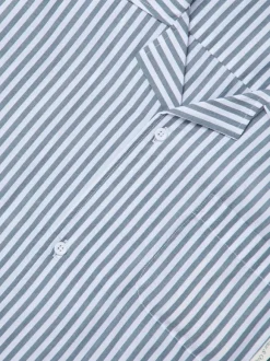 Mopq Ox Button Up